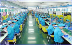 小時工，短期工，實習生待遇，20-25/小時，保底工時260個小時，每月有260-300個小時，包吃住